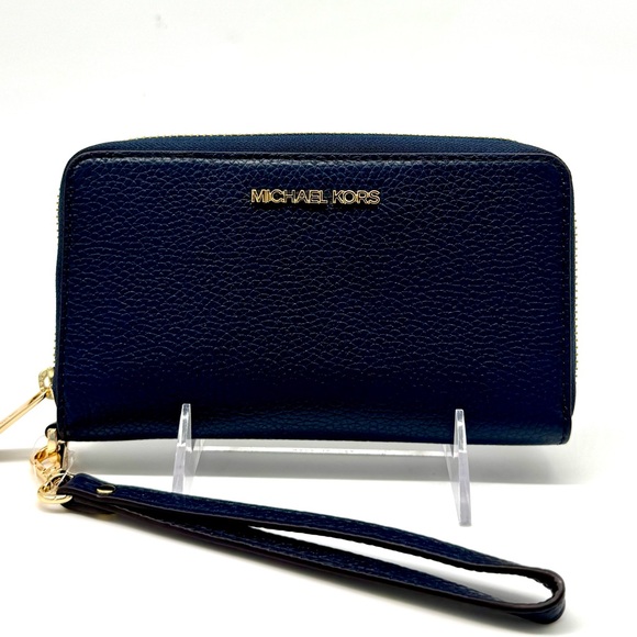 Michael Kors Jet Set Travel Flat MF Phone Case Wallet Navy Blue - Picture 1 of 8